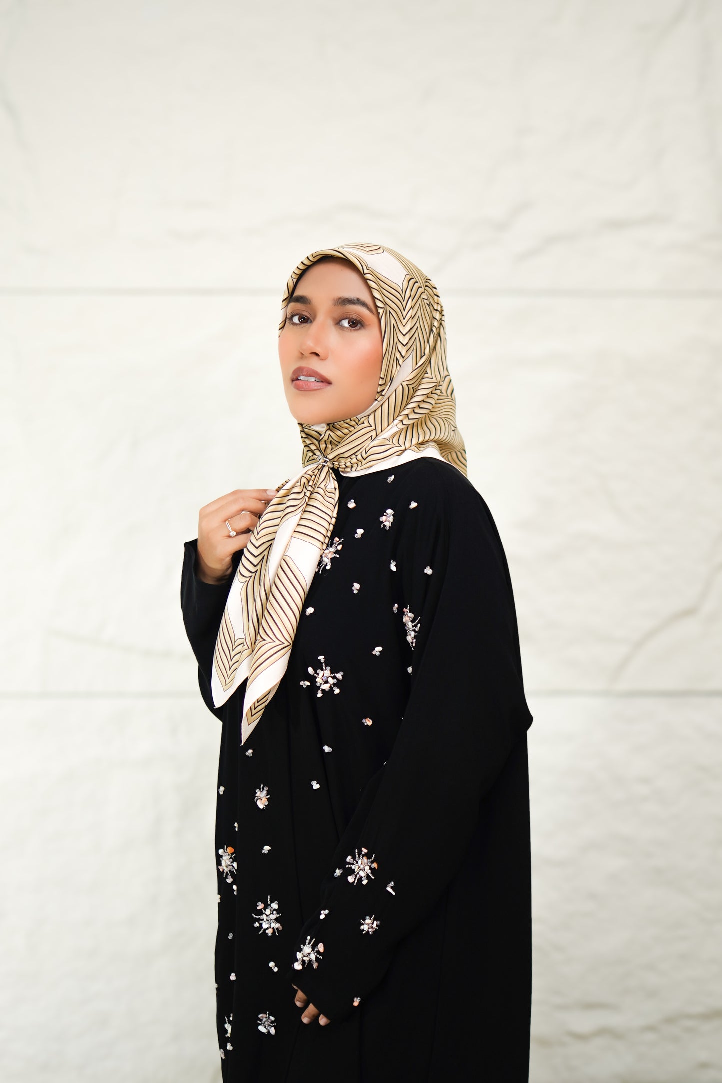 FM Reverie Scarf: Kaleidoscope Vision (Tan)