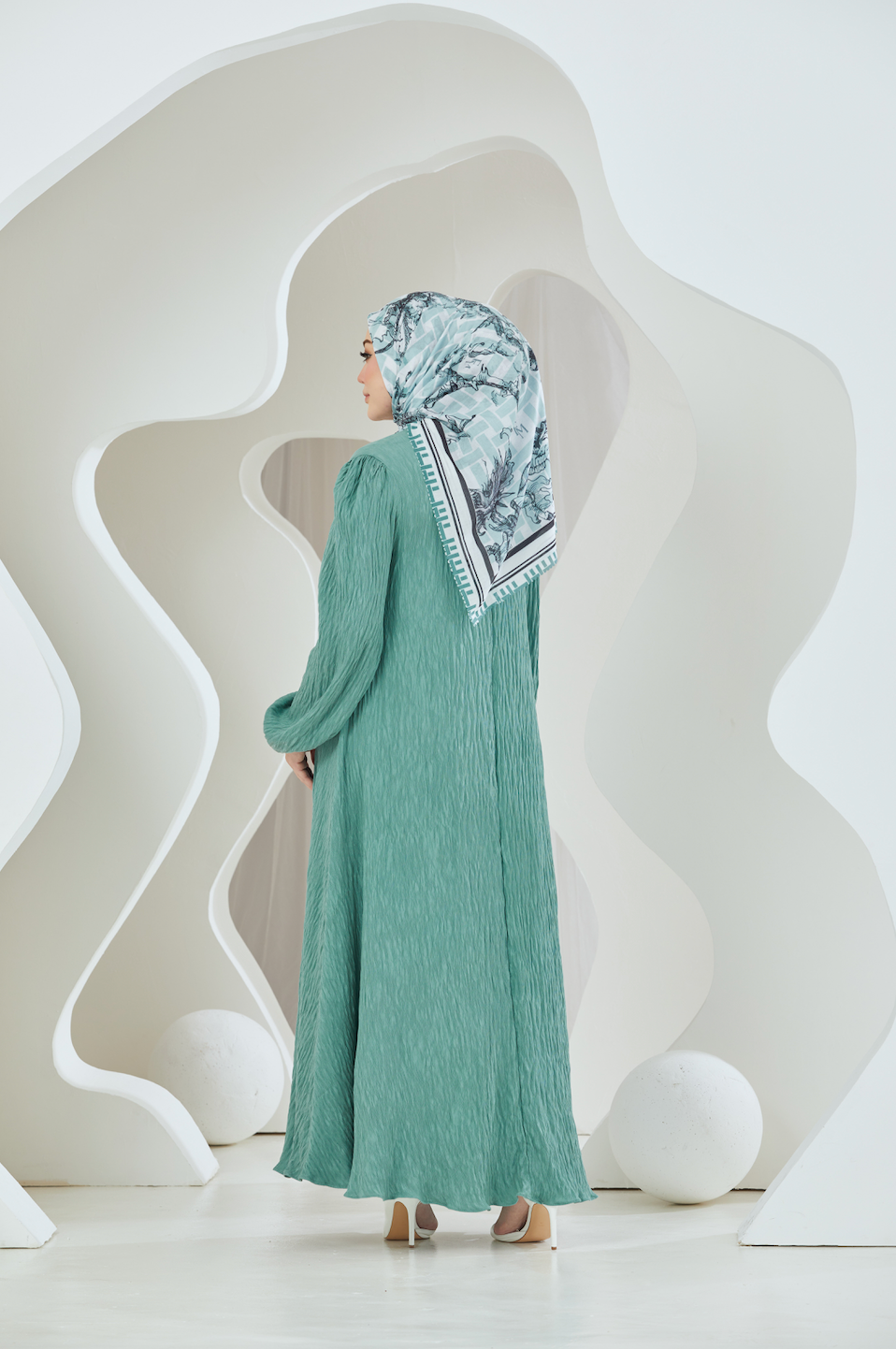 Oriental Blooms Geometric Scarf in Cotton Voile - Teal