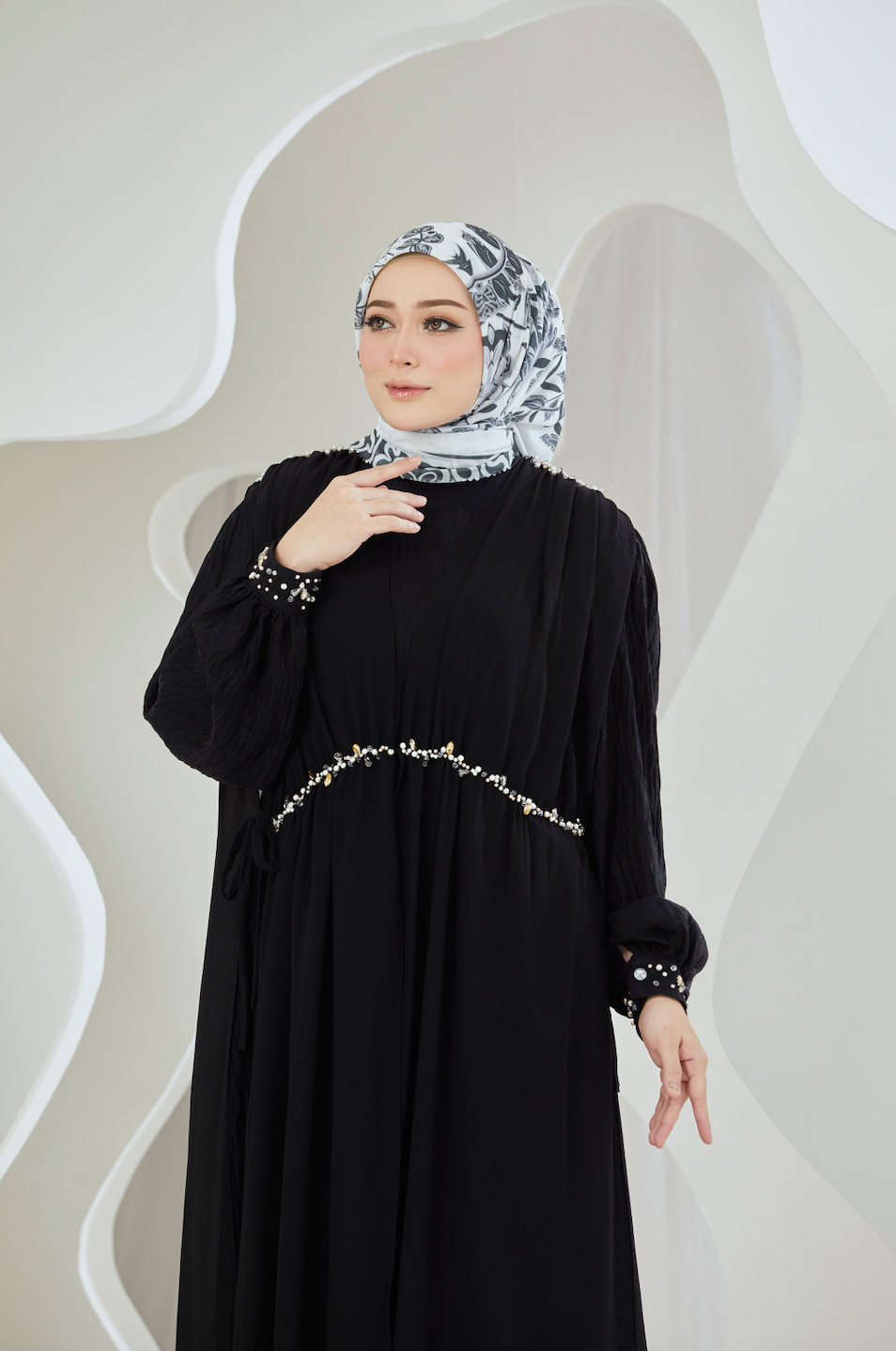 Blossom Mandala Elegance Scarf in Cotton Voile - Black