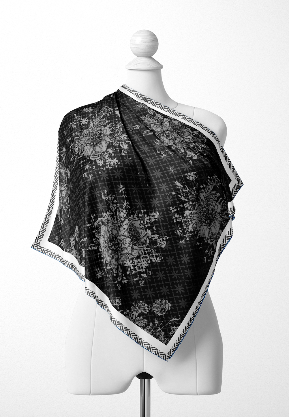 Bouquet Elegance Scarf in Cotton Voile - Black