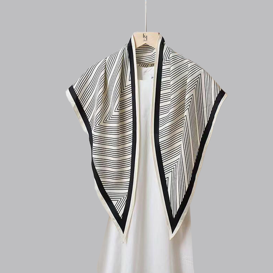 Reverie Tri Scarf: White Chevron Frame