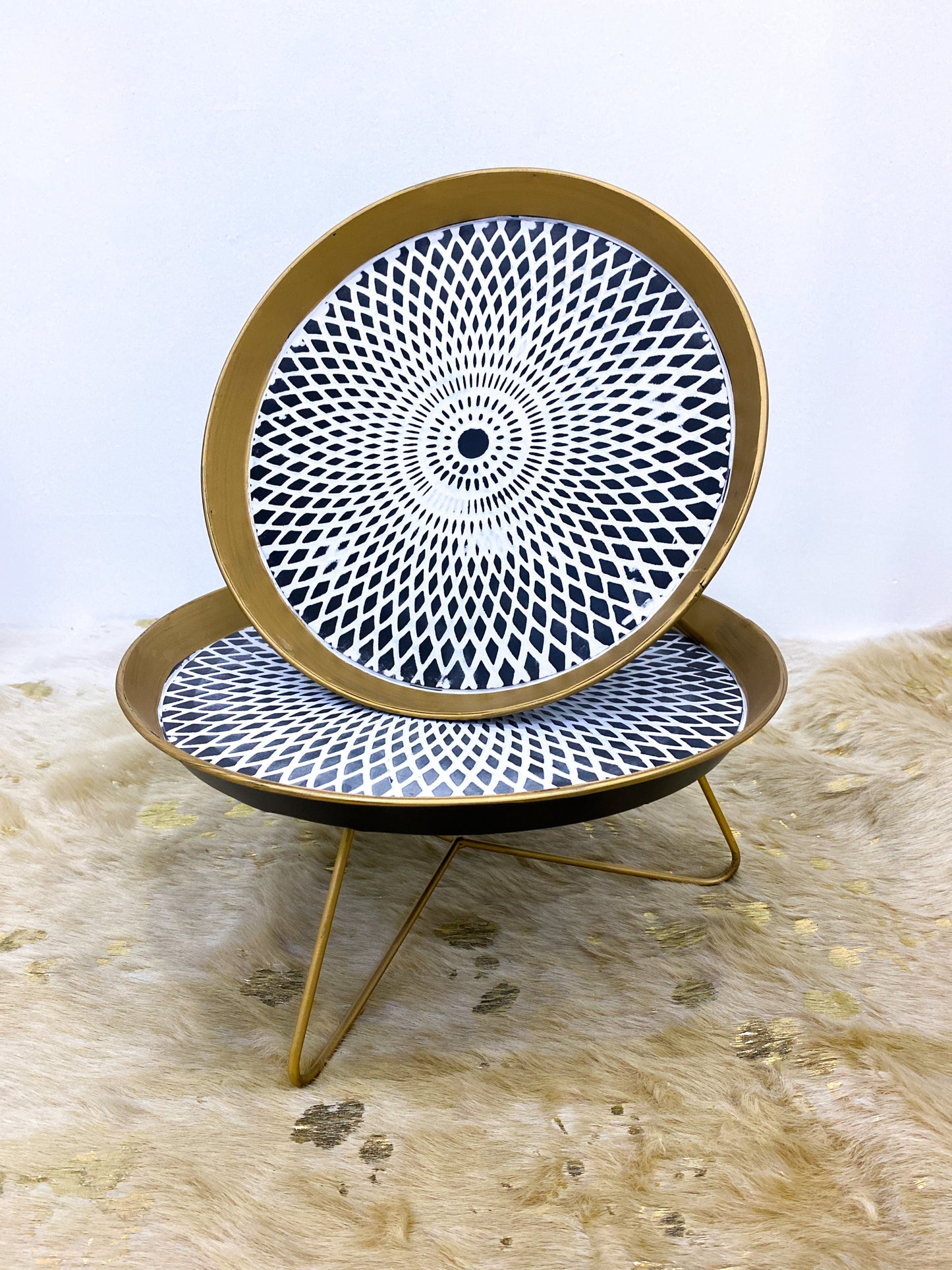 Round Mandala Tray with Stand