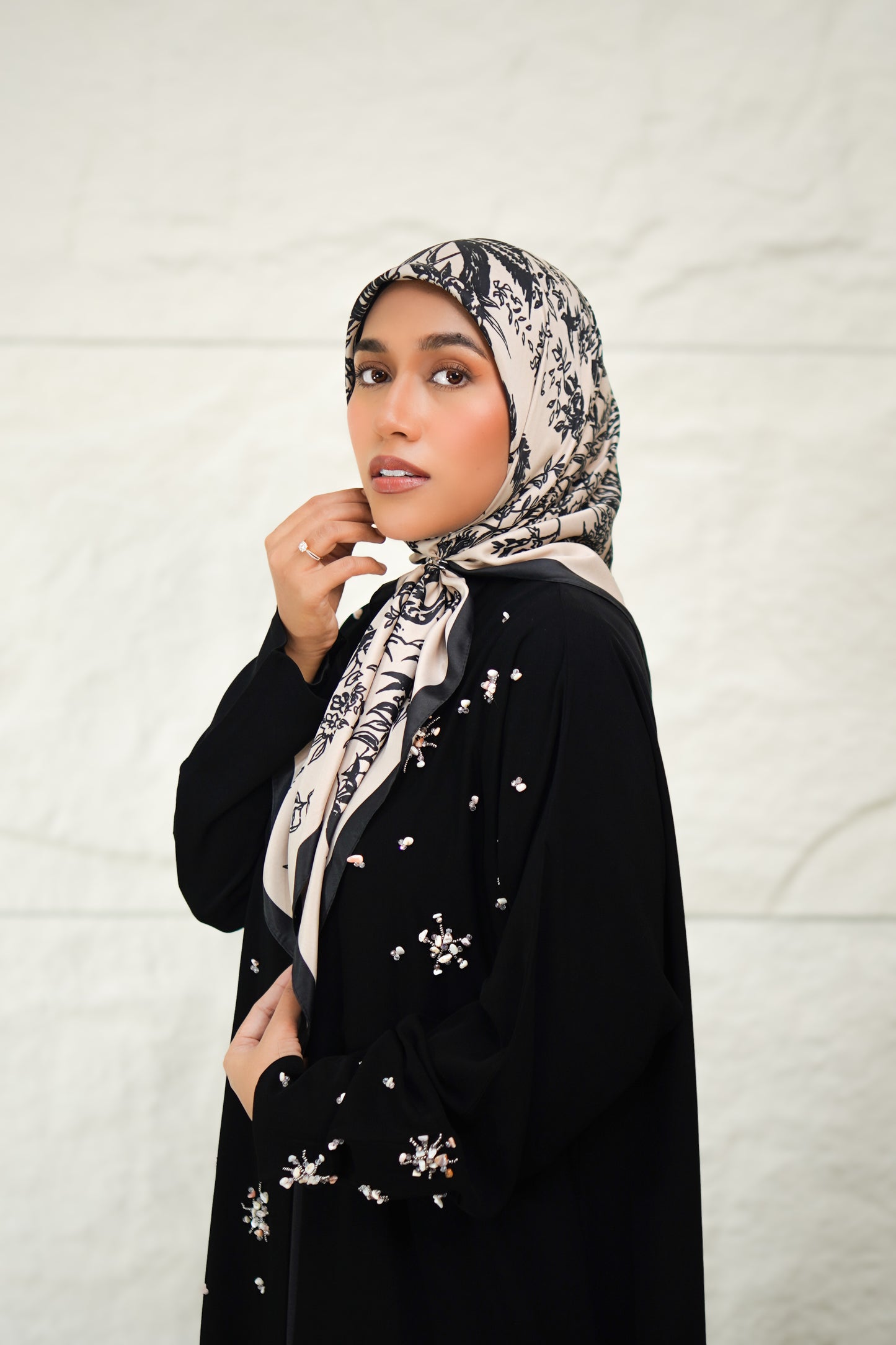 FM Reverie Scarf: Seconds to Dusk