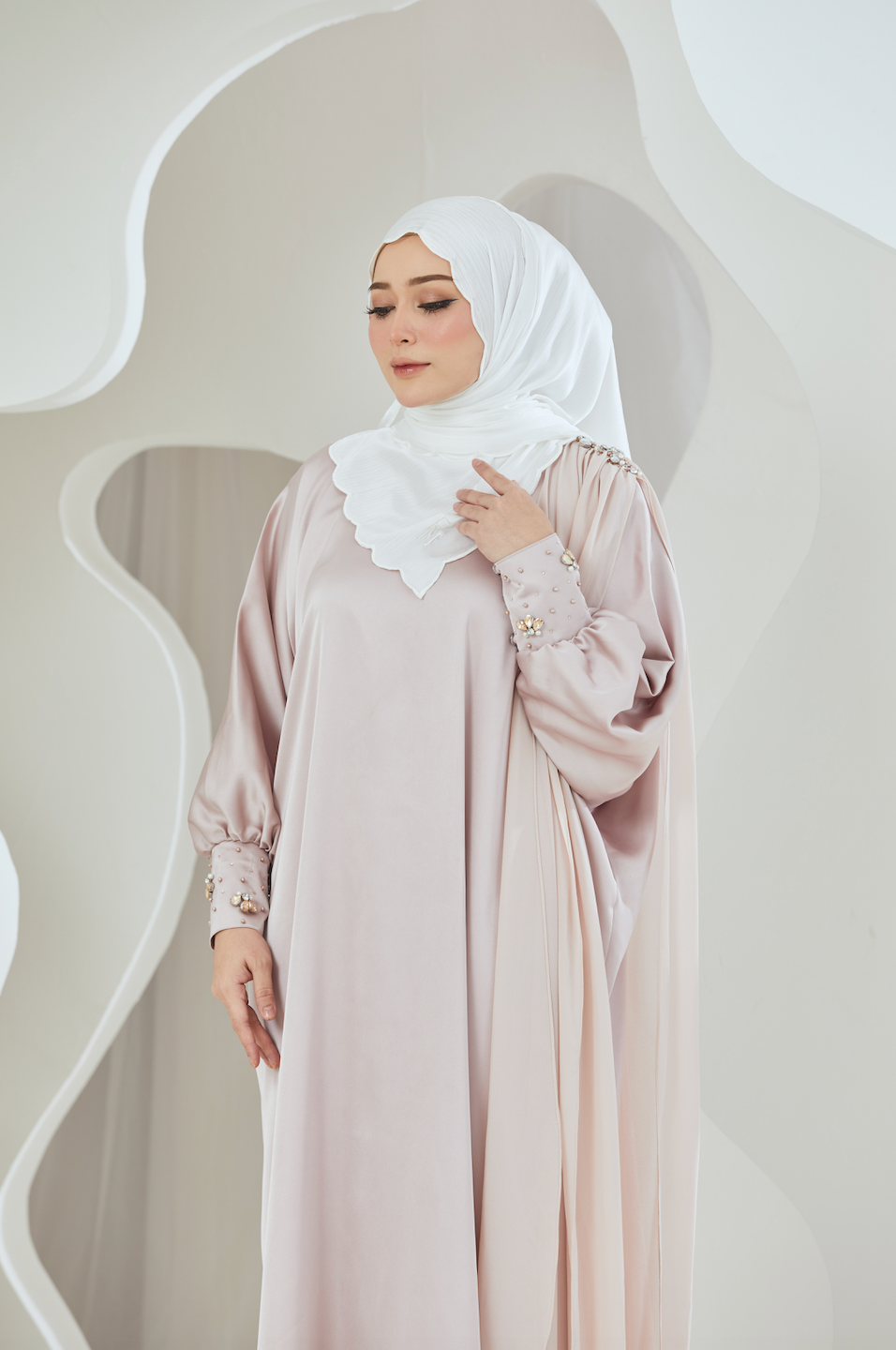Embellished Duchess Satin Abaya - Pink