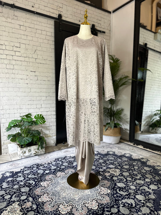 Kurung Pahang Lace Top w/wrap Skirt (Grey)