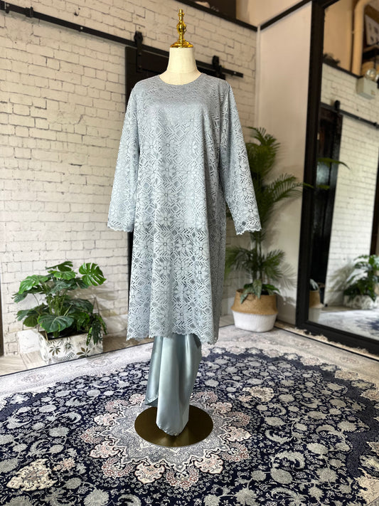 Kurung Pahang Lace Top w/wrap Skirt (Blue)